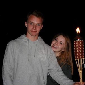 Meet your Posher, Cameron